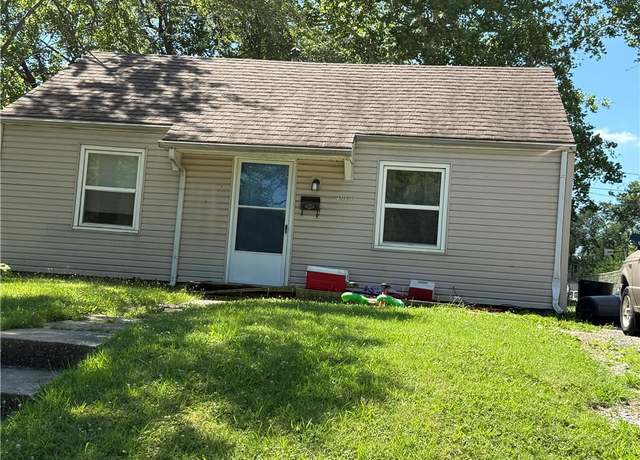 Property at 4901 Woodend Ave, Kansas City, KS 66106, 2 beds, 1 bath