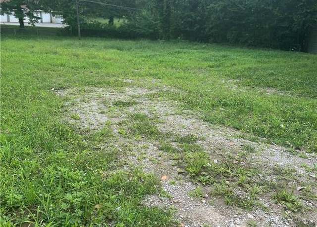 Property at 8805 E 75th St, Raytown, MO 64138