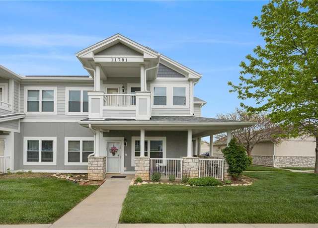 Property at 11701 S Roundtree St #200, Olathe, KS 66061, 2 beds, 2 baths