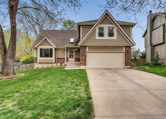 Property at 11604 S Burch St, Olathe, KS 66061, 4 beds, 2.5 baths