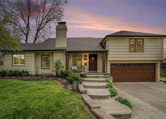 Property at 4402 Homestead Dr, Prairie Village, KS 66208, 4 beds, 3.5 baths
