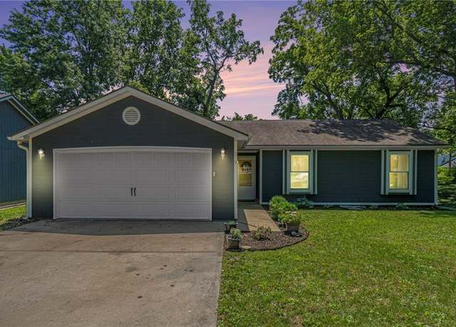 Property at 219 E Mcdonald St, Edgerton, KS 66021, 4 beds, 2 baths