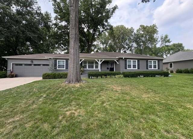 Property at 4120 W 97th Ter, Overland Park, KS 66207, 4 beds, 3 baths