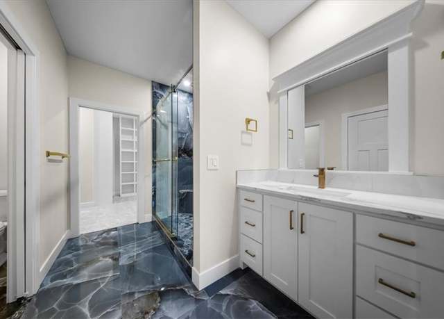 Property at 4728 E 139th St, Grandview, MO 64030, 5 beds, 3 baths