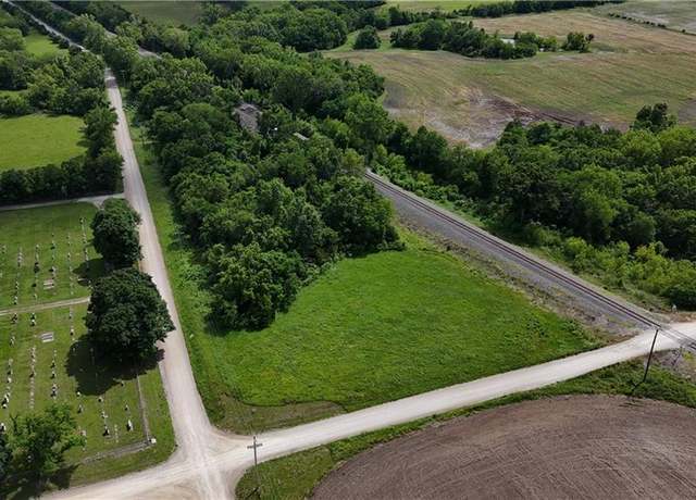 Property at 8508 Rd, Hume, MO 64752