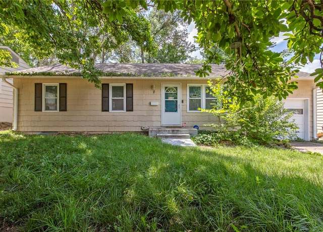 Property at 7 W 90th Ter, Kansas City, MO 64114, 3 beds, 1 bath