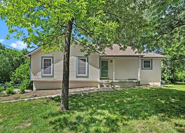Property at 5120 Hardy St, Mission, KS 66202, 3 beds, 2 baths