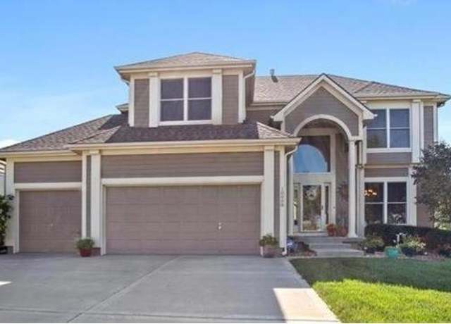 Property at 10008 N Marsh Ave, Kansas City, MO 64157, 4 beds, 2.5 baths