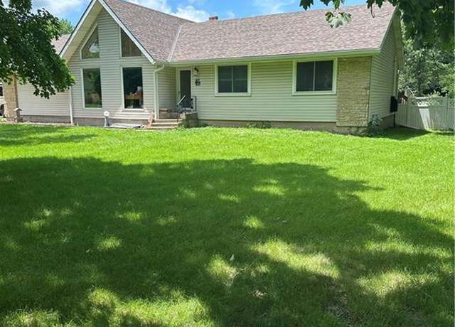 Property at 26624 W 321st Ter, Paola, KS 66071, 4 beds, 2 baths