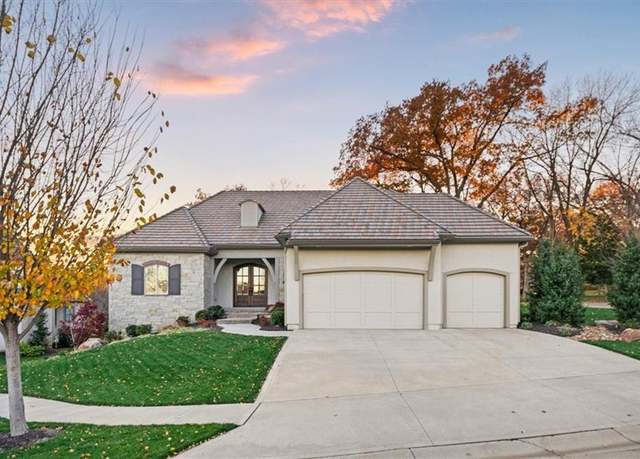 Property at 2189 W 89th Pl, Leawood, KS 66206, 5 beds, 4 baths