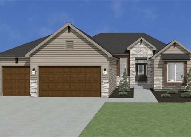 Property at 12150 N Forrest Ct, Kansas City, MO 64165, 4 beds, 3 baths