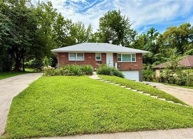 Property at 4215 Roswell Ave, Kansas City, KS 66104, 4 beds, 2.5 baths