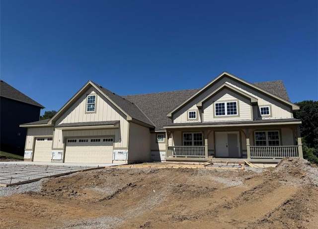 Property at 1208 Linden Rd, Liberty, MO 64068, 4 beds, 3 baths