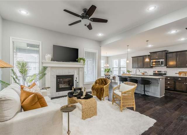 Property at 8707 N Liston Ave, Kansas City, MO 64154, 3 beds, 3 baths