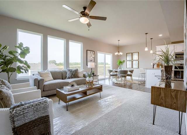 Property at 9634 N Colrain Ave, Kansas City, MO 64154, 3 beds, 2.5 baths