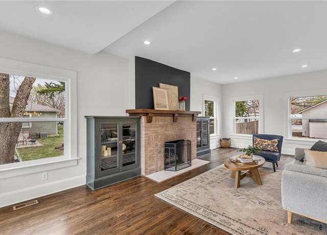 Property at 109 E Cedar St, Olathe, KS 66061, 3 beds, 2.5 baths