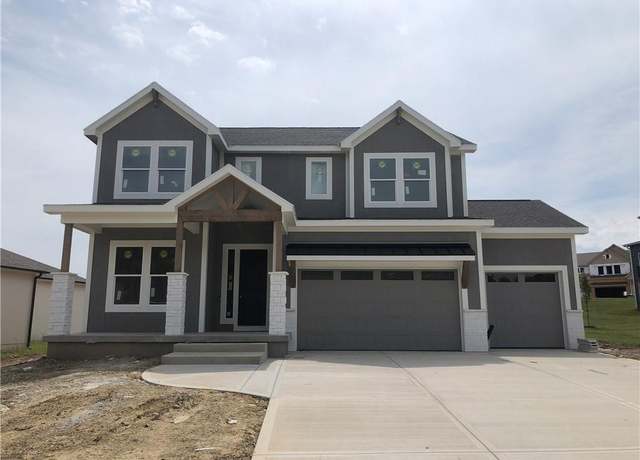 Property at 17148 S Heatherwood St, Olathe, KS 66062, 5 beds, 3.5 baths