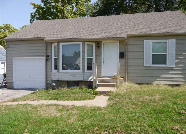 Property at 5611 Oakland Ave, Kansas City, MO 64129, 3 beds, 1 bath