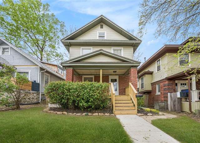 Property at 803 E 41st St, Kansas City, MO 64110, 3 beds, 1.5 baths