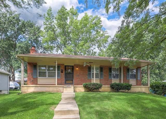 Property at 4518 S Osage St, Independence, MO 64055, 3 beds, 1.5 baths
