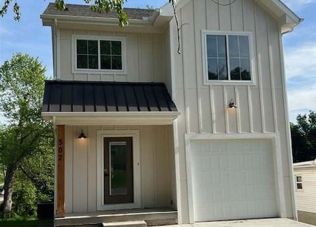 Property at 502 E Fair St, Independence, MO 64055, 3 beds, 2.5 baths