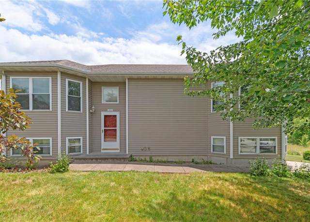 Property at 1402 Glenda Ter, Cameron, MO 64429, 4 beds, 3 baths