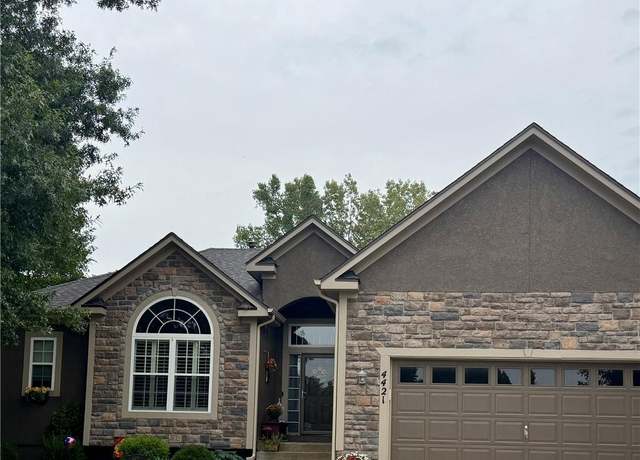 Property at 4421 Grand Ct, Leavenworth, KS 66048, 4 beds, 3 baths
