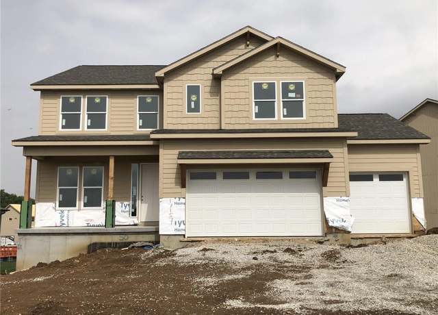 Property at 17157 S Laurelwood St, Olathe, KS 66062, 5 beds, 4 baths