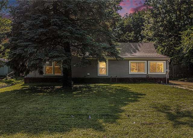 Property at 5130 Rinker Rd, Kansas City, MO 64129, 2 beds, 1 bath