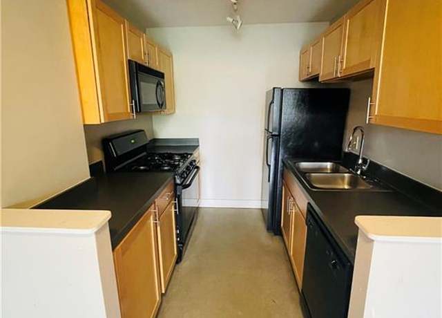 Property at 600 E 8th ST #6o St, Kansas City, MO 64106, 1 bed, 1 bath