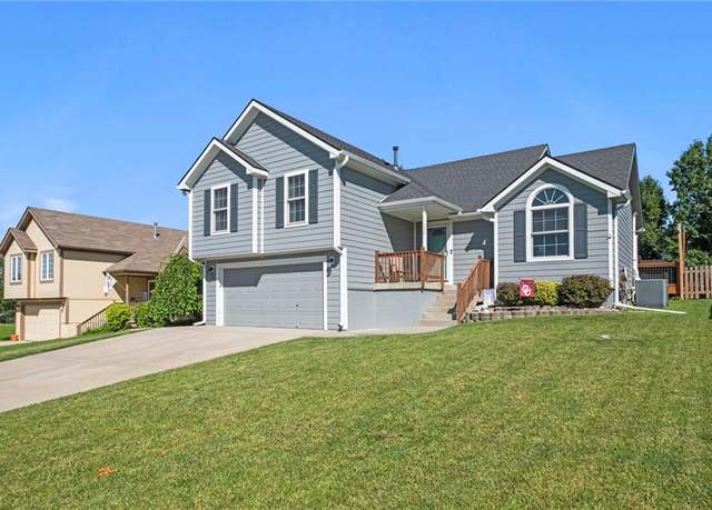 Property at 11039 N Ditman Ave, Kansas City, MO 64157, 4 beds, 3 baths