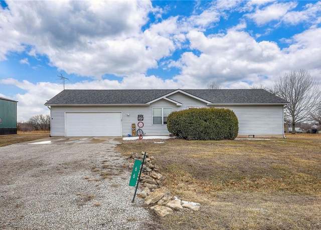 Property at 66 Iowa Dr, Linn Valley, KS 66040, 2 beds, 2 baths