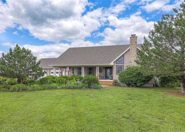 Property at 35550 W 151st St, Gardner, KS 66030, 4 beds, 3.5 baths