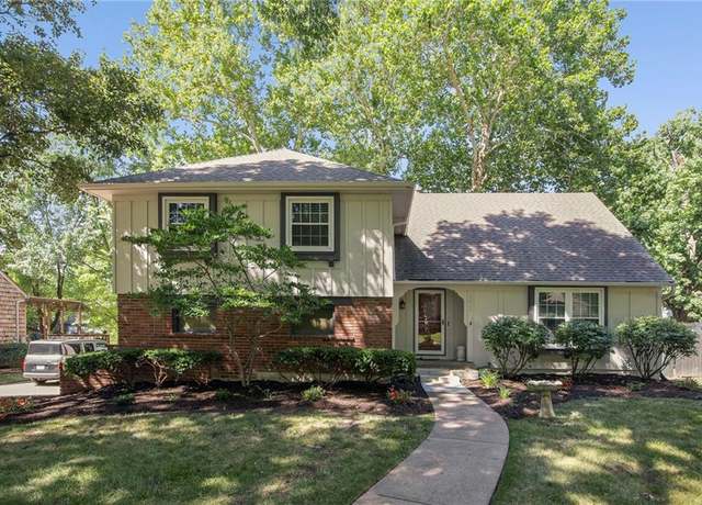 Property at 9934 Ballentine Dr, Overland Park, KS 66214, 4 beds, 2 baths