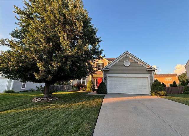 Property at 1840 W Fredrickson Cir, Olathe, KS 66061, 4 beds, 3.5 baths