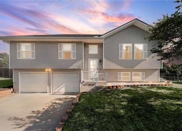 Property at 1307 Sam Den Cir, Cameron, MO 64429, 3 beds, 3 baths