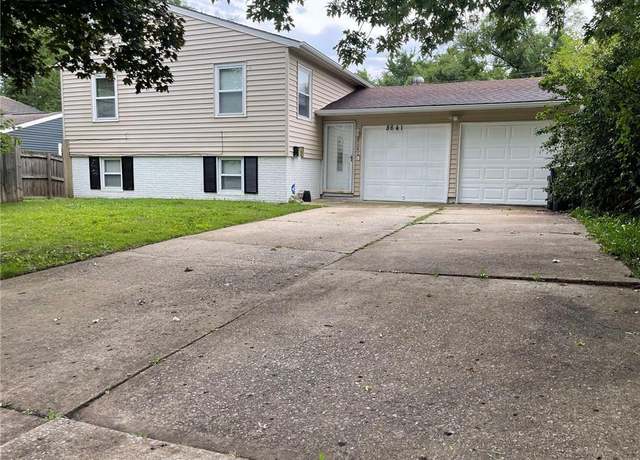 Property at 8641 E 97th Ter, Kansas City, MO 64134, 4 beds, 2 baths