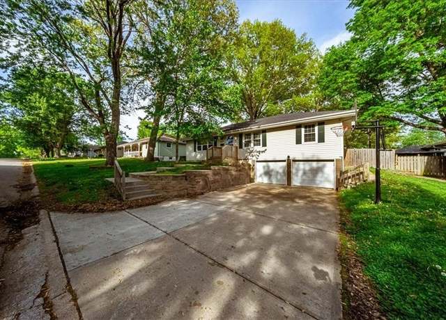 Property at 4217 S Spring St, Independence, MO 64055, 3 beds, 2 baths