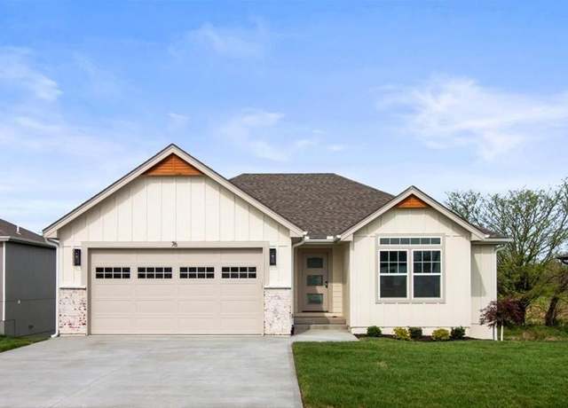 Property at 76 SE 451st Rd, Warrensburg, MO 64093, 4 beds, 3 baths
