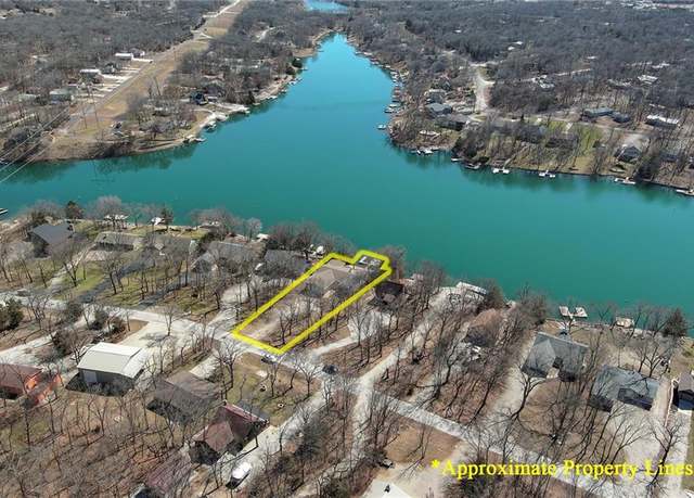 Property at 106 Timber Valley Dr, Linn Valley, KS 66040, 4 beds, 3 baths