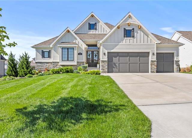 Property at 12313 W 169th St, Overland Park, KS 66221, 5 beds, 4.5 baths