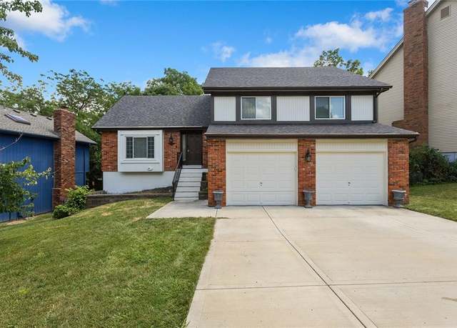 Property at 6963 N Atkins Ave, Kansas City, MO 64152, 3 beds, 3 baths
