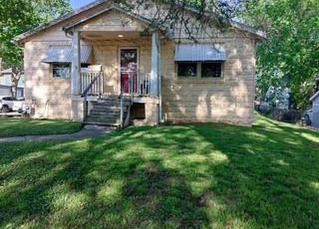 Property at 401 Norton Ave, Kansas City, MO 64124, 2 beds, 2 baths