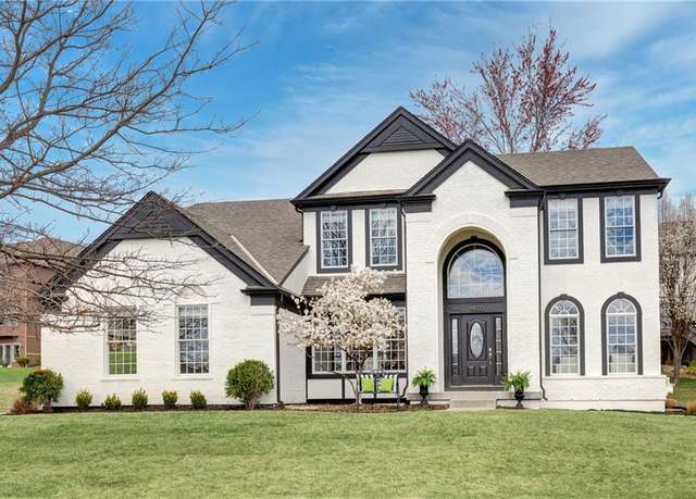 Property at 14600 Reinhardt Ln, Leawood, KS 66224, 4 beds, 4.5 baths