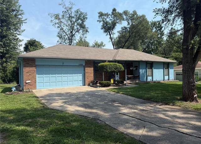 Property at 13303 Bennington Ave, Grandview, MO 64030, 3 beds, 2 baths