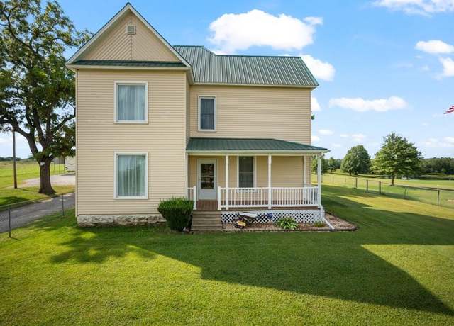 Property at 4558 Jefferson Dr, Hamilton, MO 64644, 3 beds, 2 baths