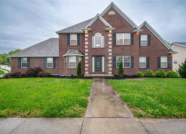 Property at 2500 Garbrianna Ct, Columbia, MO 65203, 5 beds, 4 baths