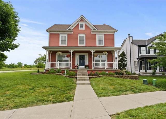 Property at 1270 SW Arbor Park Dr, Lee's Summit, MO 64082, 4 beds, 2.5 baths