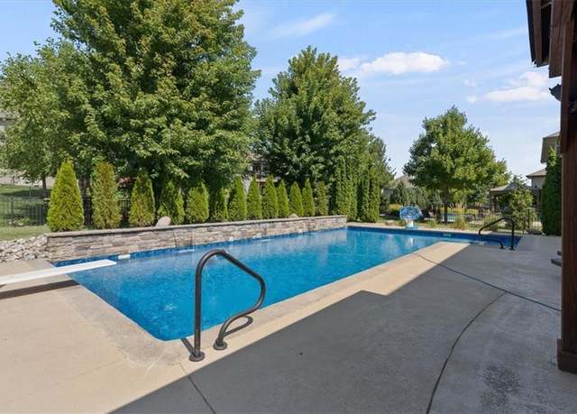 Property at 216 SW Ansel Adams Dr, Lee's Summit, MO 64081, 5 beds, 5 baths