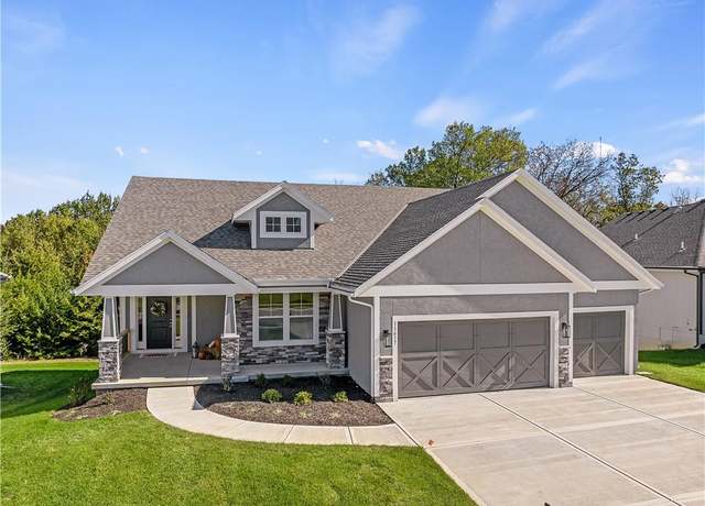 Property at 19257 W 114th Ter, Olathe, KS 66061, 4 beds, 3 baths